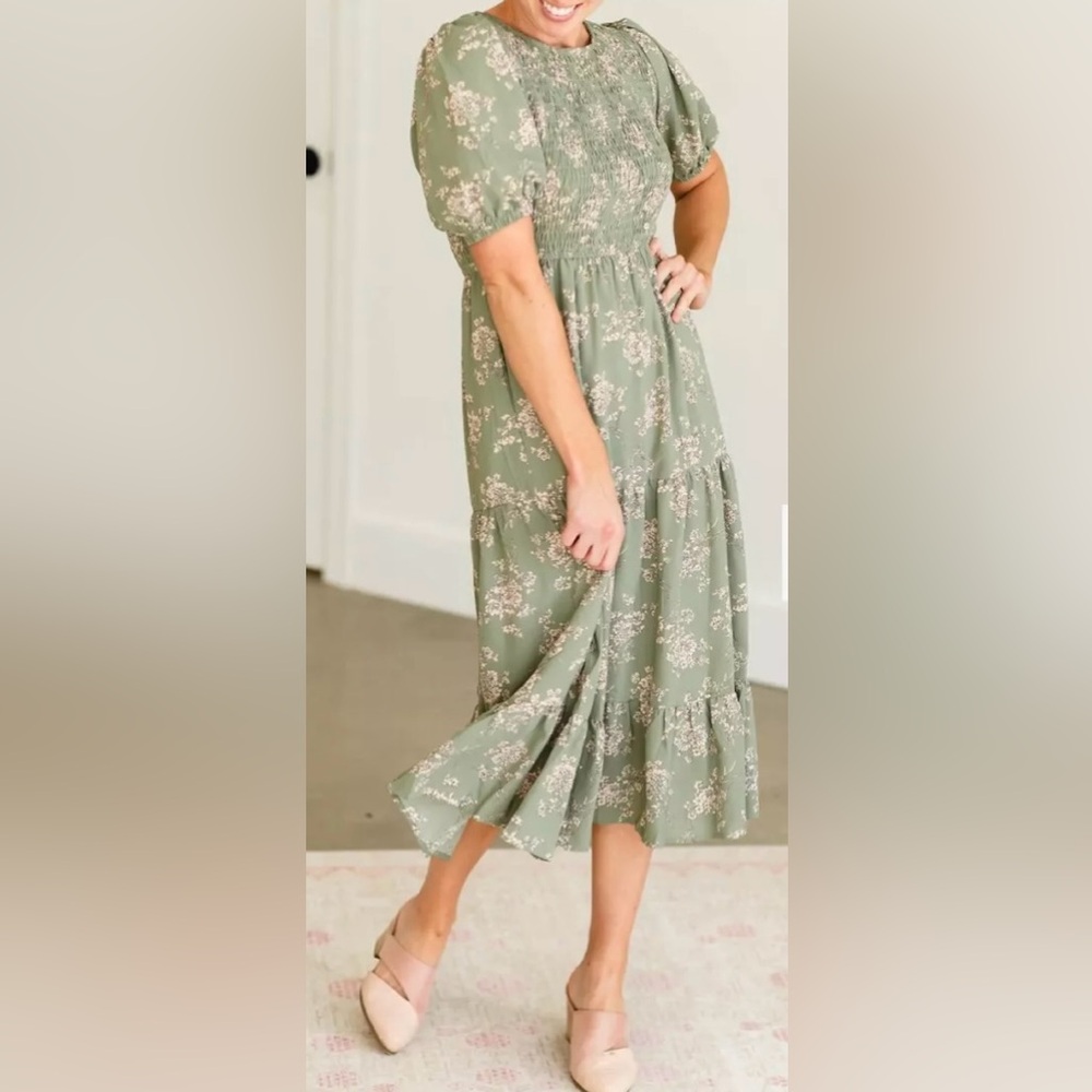 Green Floral Smocked Maxi Dress